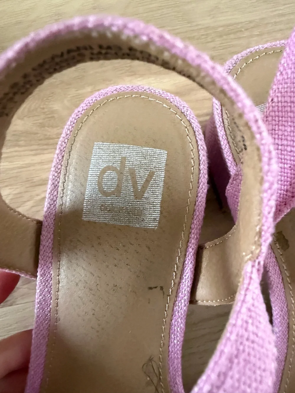DV by Dolce Vita chic pink